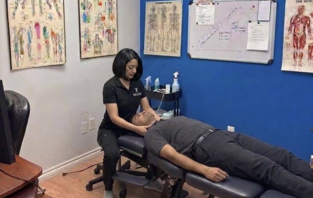 what does a chiropractor do for lower back pain